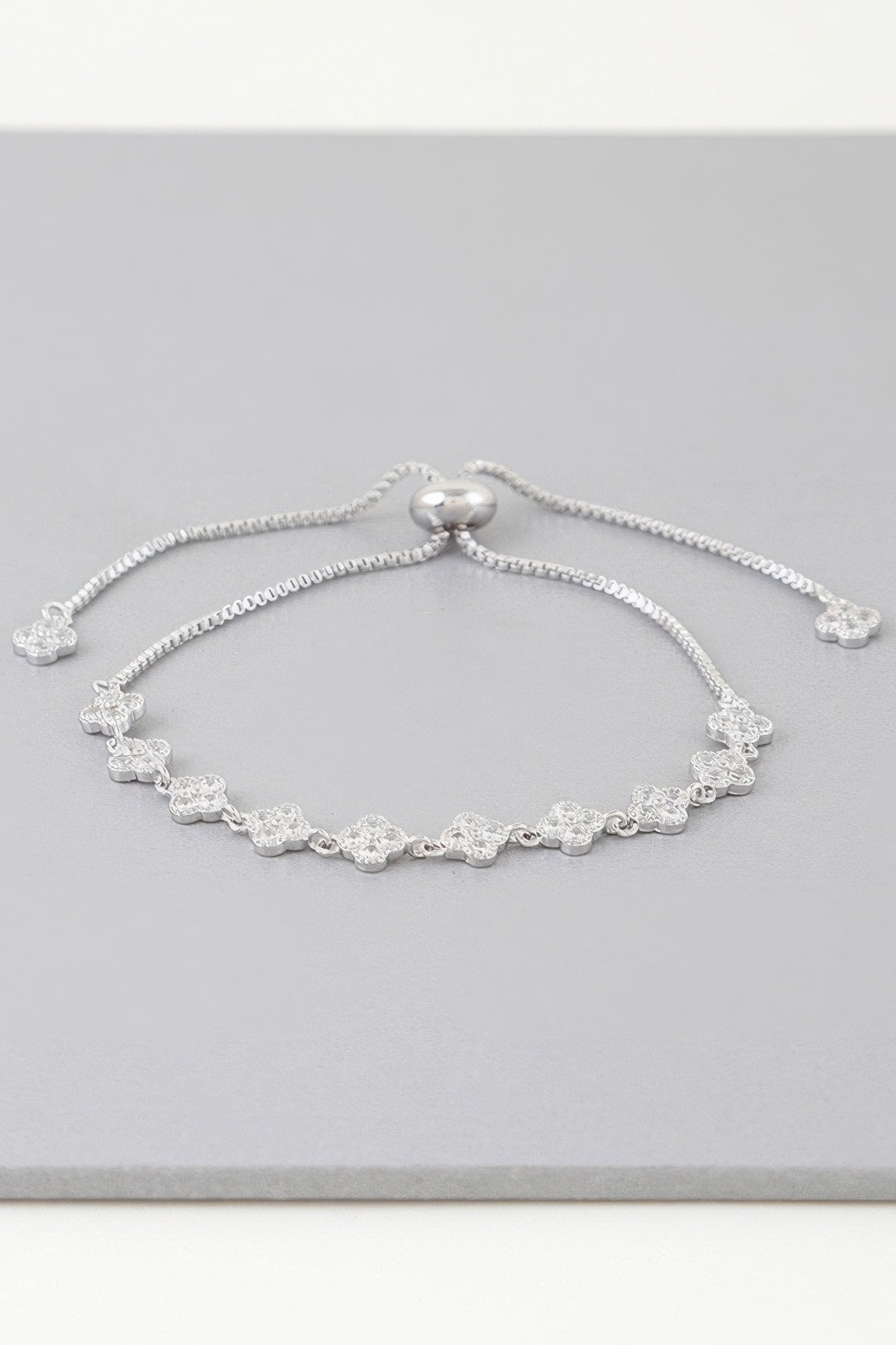 Jeweled Clover Chain Bracelet