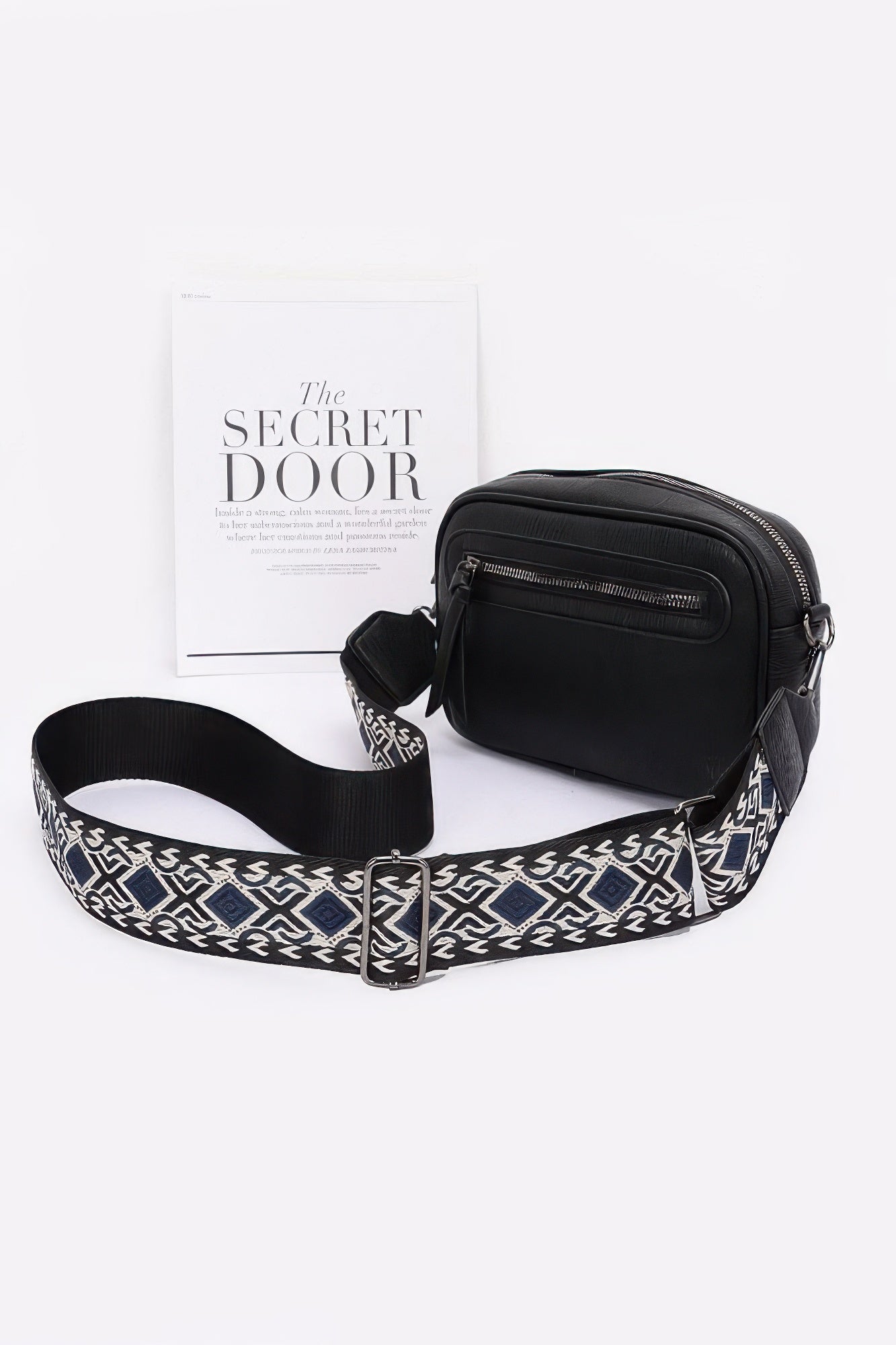 Faux Leather Camera Bag W/multi Color Strap