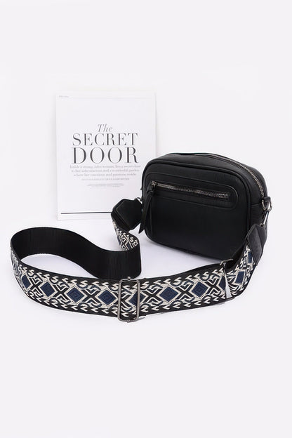 Faux Leather Camera Bag W/multi Color Strap